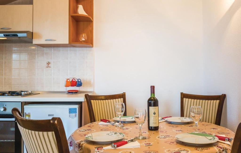 Vacation Apartments Feniks Tučepi المظهر الخارجي الصورة