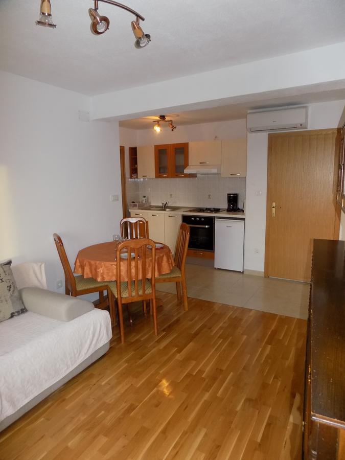 Vacation Apartments Feniks Tučepi المظهر الخارجي الصورة