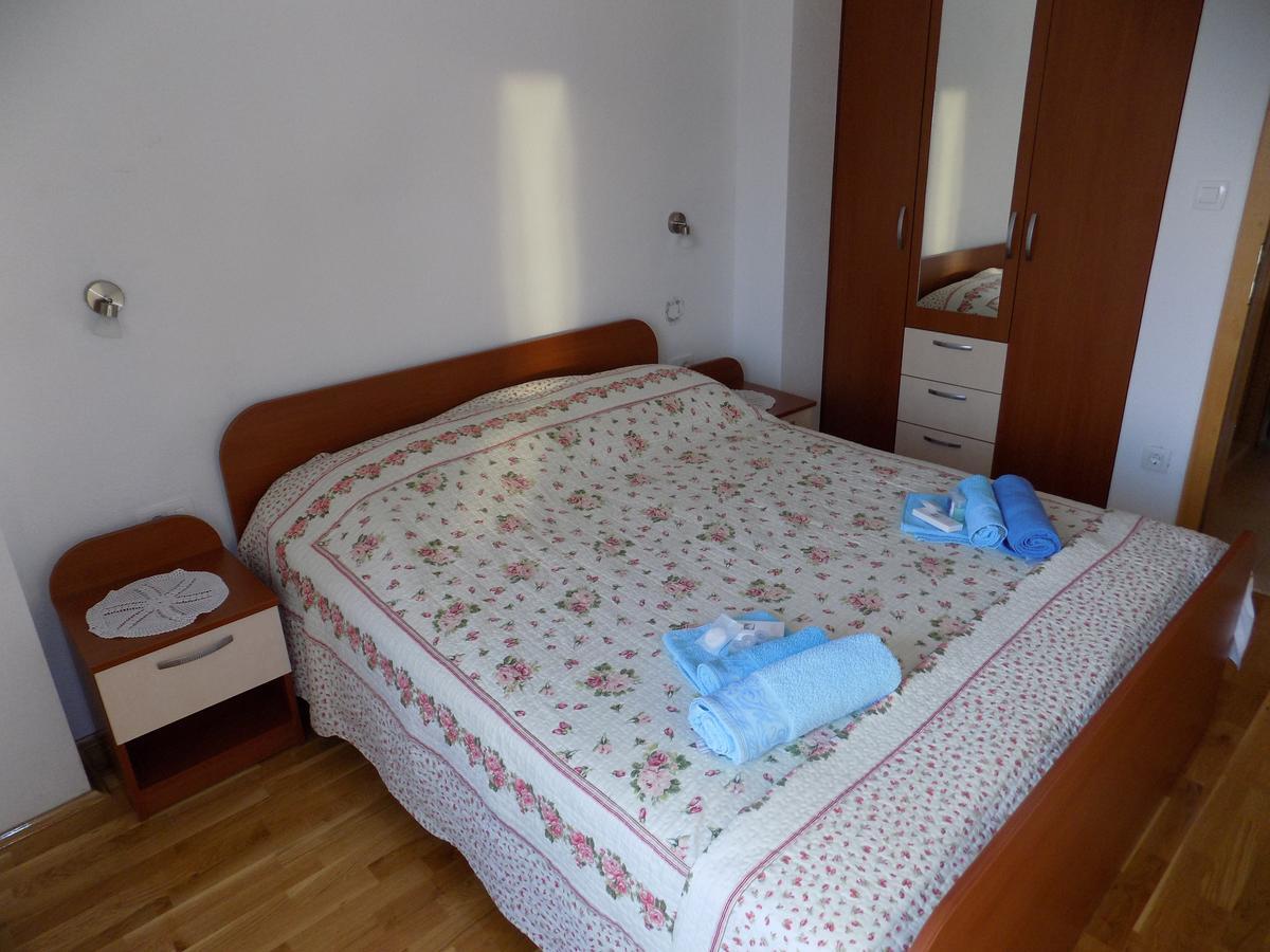 Vacation Apartments Feniks Tučepi المظهر الخارجي الصورة