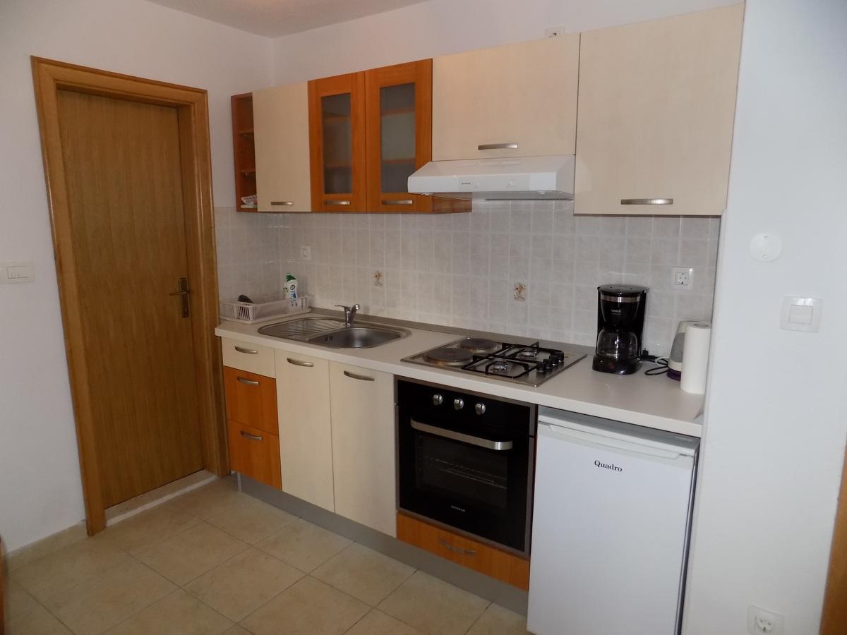 Vacation Apartments Feniks Tučepi المظهر الخارجي الصورة